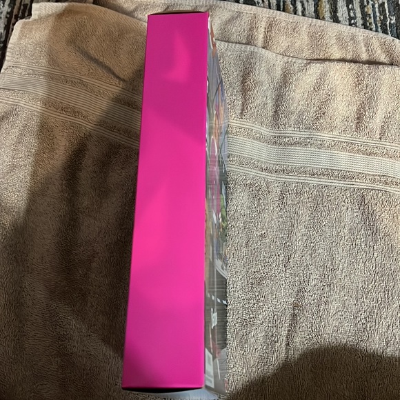 NIB - 1996 Barbie of Bloomingdale’s Special Edition - Picture 7 of 10